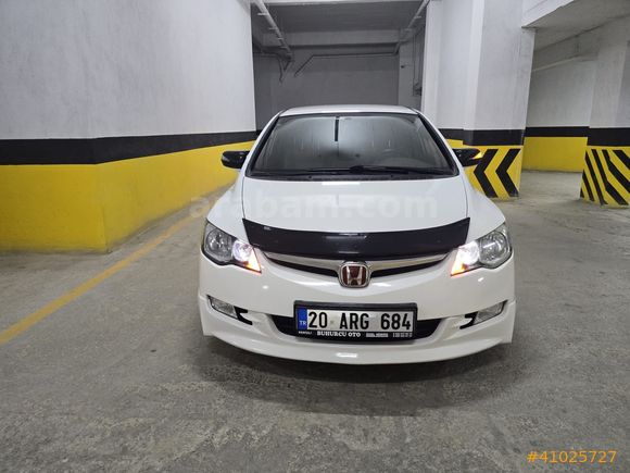 2009 CİVİC 1.6 İ-VTEC/DEĞİŞENSİZ/PREMİUM/GERİ GÖRÜŞ/DERİ KOLTUK