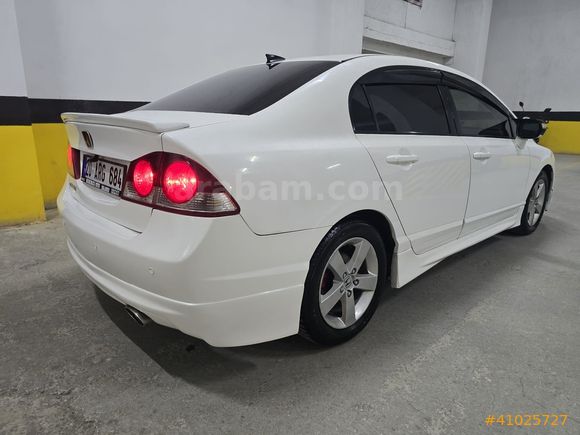 2009 CİVİC 1.6 İ-VTEC/DEĞİŞENSİZ/PREMİUM/GERİ GÖRÜŞ/DERİ KOLTUK