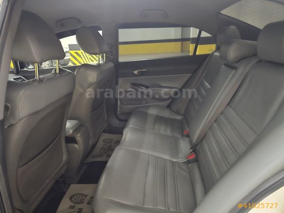 2009 CİVİC 1.6 İ-VTEC/DEĞİŞENSİZ/PREMİUM/GERİ GÖRÜŞ/DERİ KOLTUK