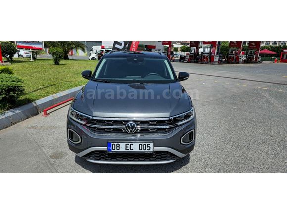 Sahibinden Volkswagen T-Roc 1.5 TSI Style 2024 Model