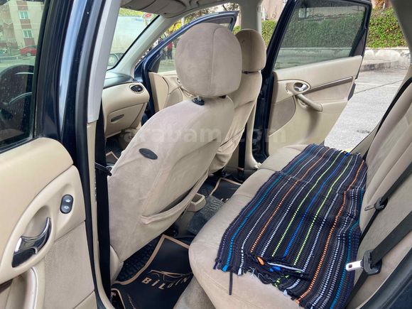 Galeriden Ford Focus 1.6 Ghia 2002 Model Ankara
