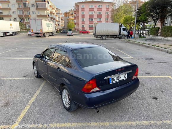 Galeriden Ford Focus 1.6 Ghia 2002 Model Ankara