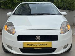 MASAL OTOMOTİVDEN EMSALSİZ TEMİZLİKTE FİAT PUNTO