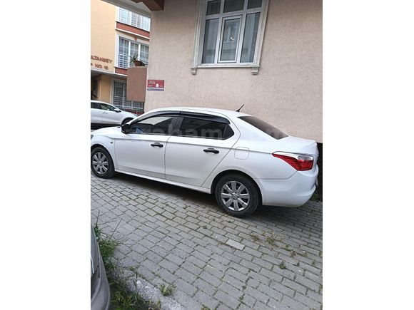 Sahibinden Citroen C-Elysée 1.6 HDi Attraction 2016 Model 2017çıkışlı  143.500 km Beyaz çok uygun fiyata temiz aile aracı