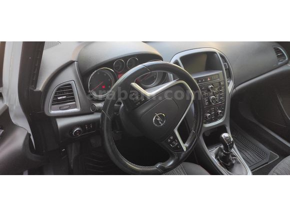 Sahibinden Opel Astra 1.3 CDTI Sport 2012 Model