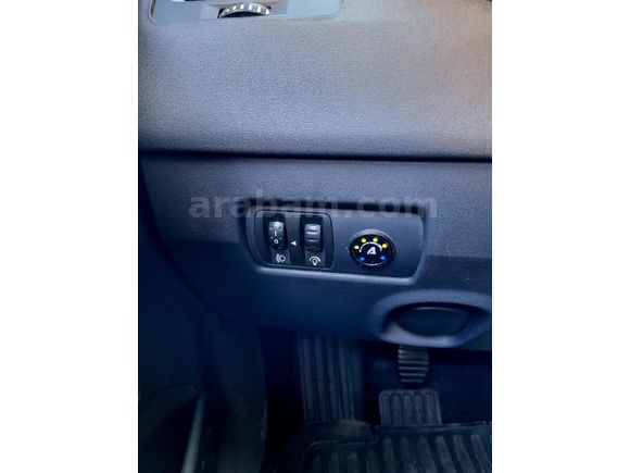 Sahibinden Temiz Megane 2