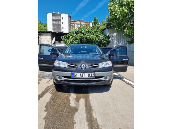 Sahibinden Temiz Megane 2