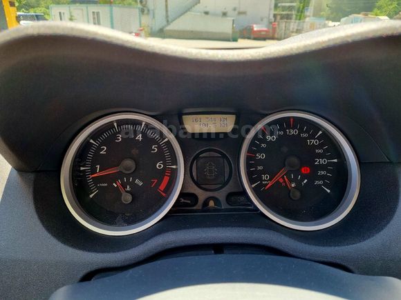 Sahibinden Temiz Megane 2