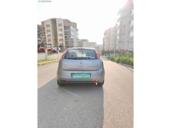105 BİN KM OTOMOTİK AİLE ARABASİ