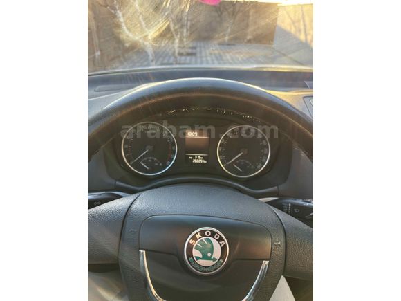Sahibinden Skoda Octavia 1.6 TDI Ambiente 2012 Model 