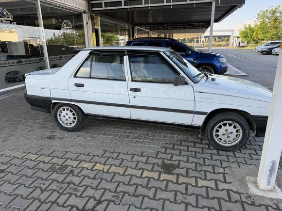 Galeriden Renault R 9 1.4 Broadway 1996 Model Diyarbakır