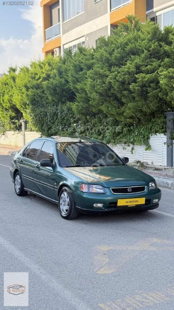 Galeriden Honda Civic 1.4 1.4i 1996 Model Mersin 300.000 km Yeşil 3