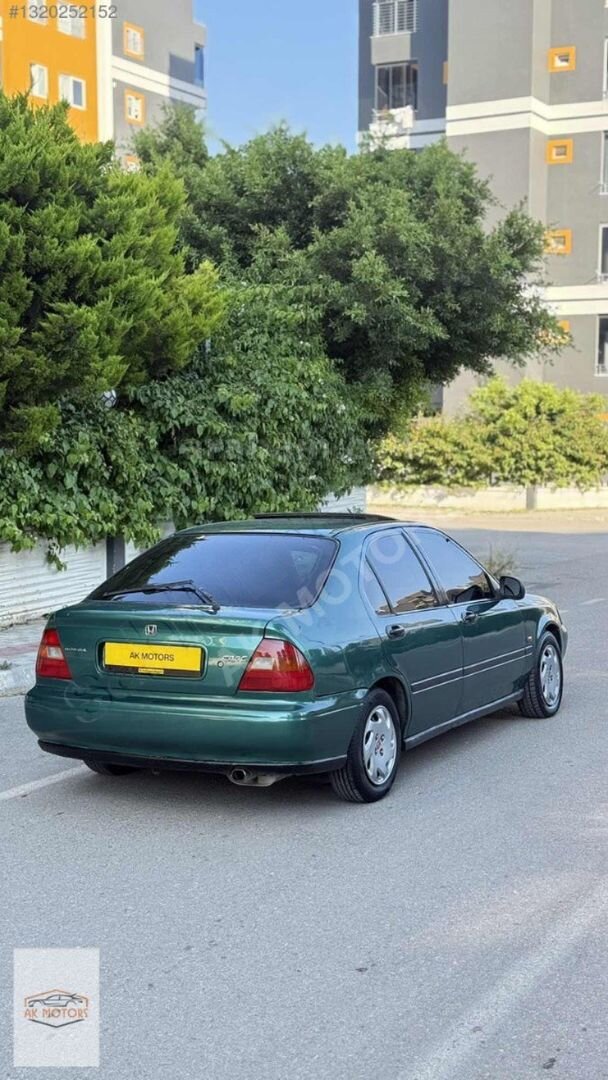 Galeriden Honda Civic 1.4 1.4i 1996 Model Mersin 300.000 km Yeşil 6