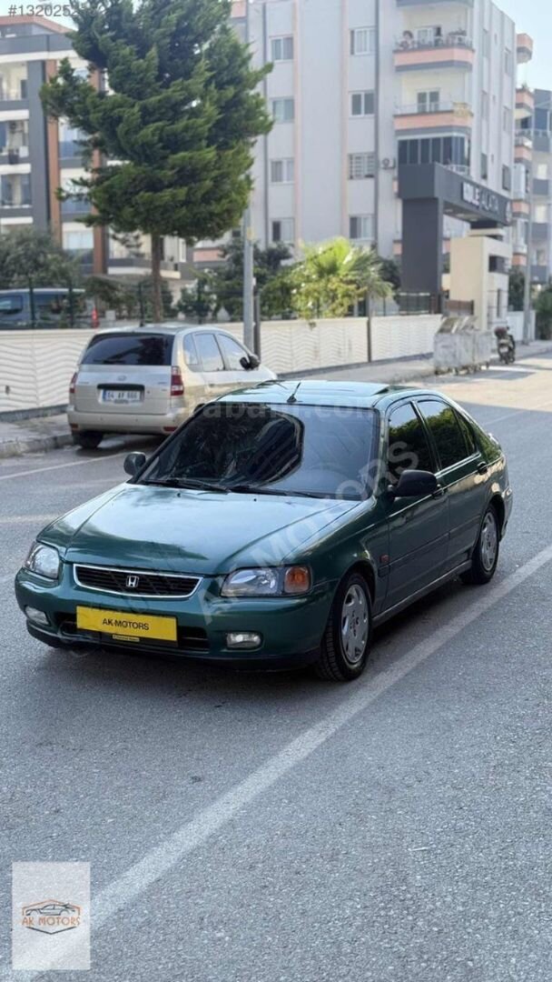 Galeriden Honda Civic 1.4 1.4i 1996 Model Mersin 300.000 km Yeşil 4