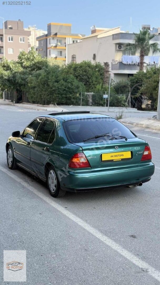 Galeriden Honda Civic 1.4 1.4i 1996 Model Mersin 300.000 km Yeşil 5