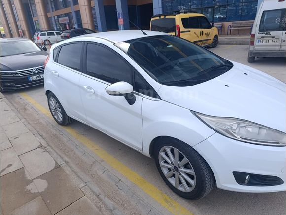 Sahibinden Ford Fiesta 1.5 TDCi Titanium 2016 Model