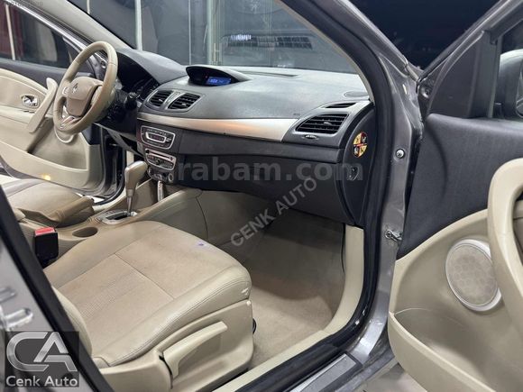 2012-RENAULT-MEGANE-1.5DCİ-OTOMOTİK-212.000KM-PRİVİLEGE-BEJ-