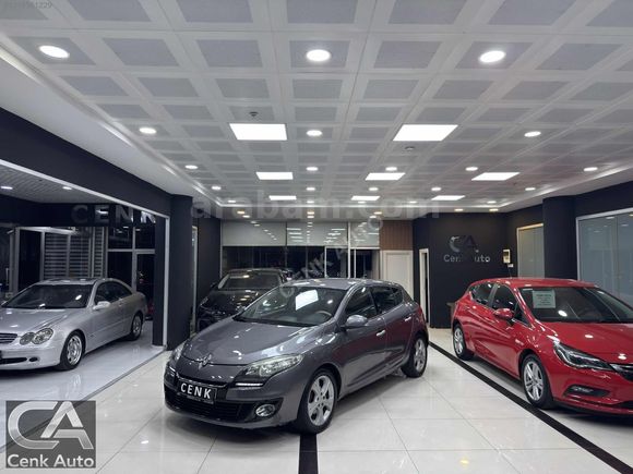 2012-RENAULT-MEGANE-1.5DCİ-OTOMOTİK-212.000KM-PRİVİLEGE-BEJ-