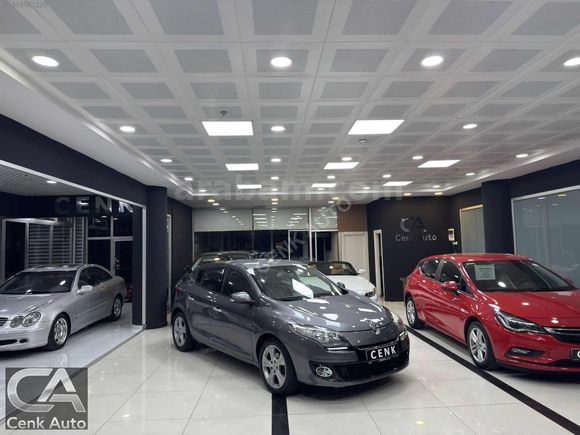 2012-RENAULT-MEGANE-1.5DCİ-OTOMOTİK-212.000KM-PRİVİLEGE-BEJ-