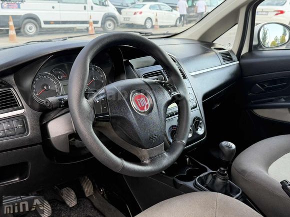 MİNA AUTO-2011 MODEL DEGİŞENSİZ LİNEA 1.3 MULTİJET