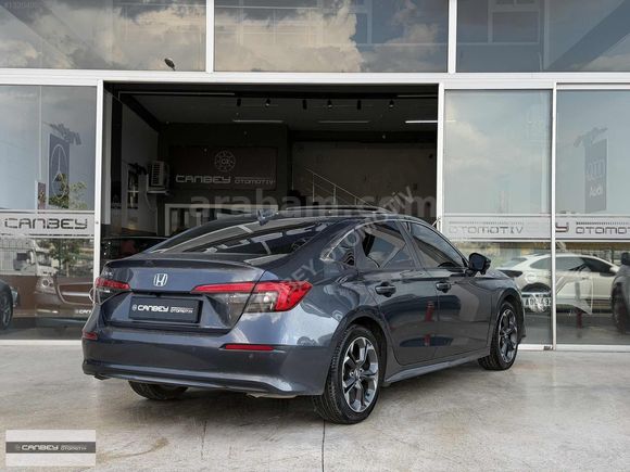 2021 MODEL HONDA CIVIC 1.5 VTEC TURBO EXECUTİVE PLUS HATASIZ