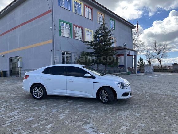 Öğretmenden TemizRenault Megane 1.6 Joy 2018 Model 