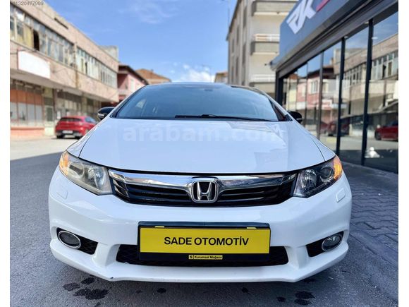 2013 MODEL 1.6 CİVİC ELEGANCE TAM DOLU SANROF EMSALSİZ 247.000KM