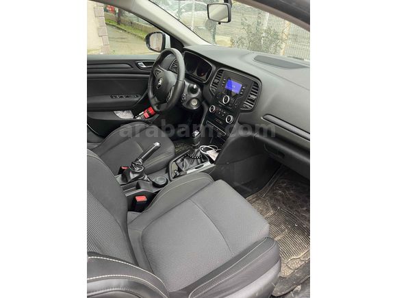Sahibinden Renault Megane 1.3 TCe Joy 2020 Model 