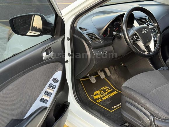 2012 MOD HYUNDAİ ACCENT BLUE 1.4 MODE PLUS BENZİN LPG HATASIZ
