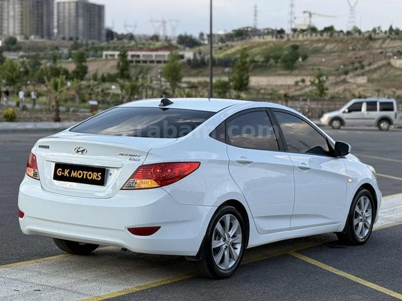 2012 MOD HYUNDAİ ACCENT BLUE 1.4 MODE PLUS BENZİN LPG HATASIZ