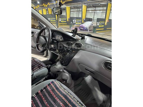 Sahibinden Ford Focus 1.6 Ambiente 2000 Model 