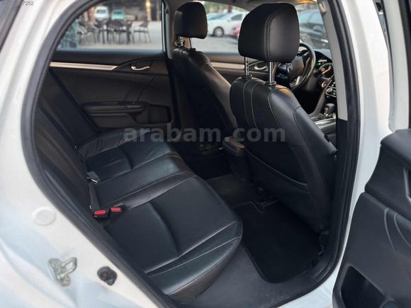 ELİT 01 AUTO'DAN İLK SAHİBİNDEN HATASIZ EN FULL PAKET CIVIC