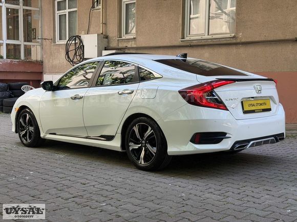 UYSAL'DAN 2020 MODEL CİVİC ECO EXECUTİVE YETKİLİ SERVİS BAKIMLI