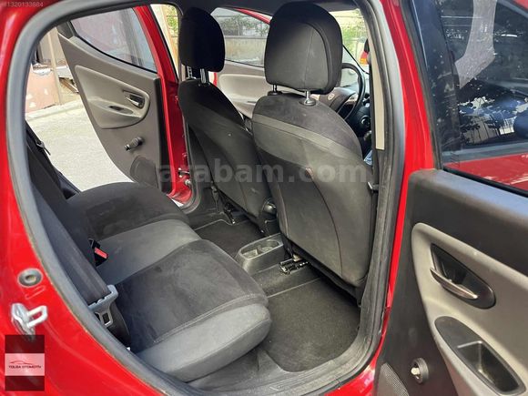 2013 LANCIA YPSİLON 0.9 BENZİNLİ EASYTRONİC 72.000 KM Boyasız