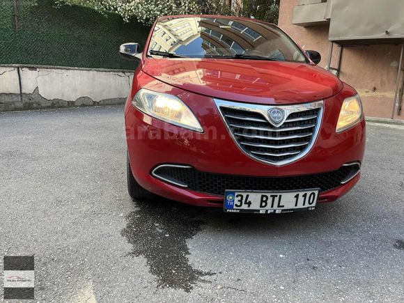 2013 LANCIA YPSİLON 0.9 BENZİNLİ EASYTRONİC 72.000 KM Boyasız