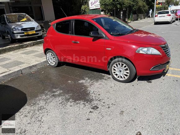 2013 LANCIA YPSİLON 0.9 BENZİNLİ EASYTRONİC 72.000 KM Boyasız