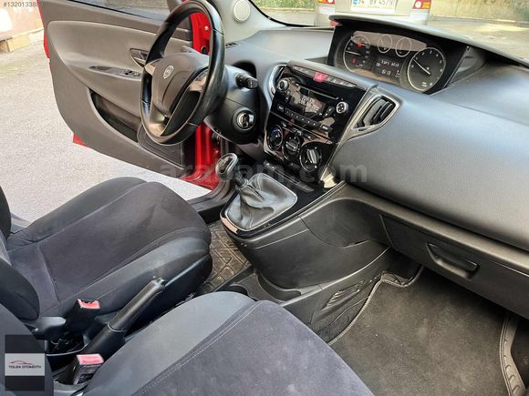 2013 LANCIA YPSİLON 0.9 BENZİNLİ EASYTRONİC 72.000 KM Boyasız