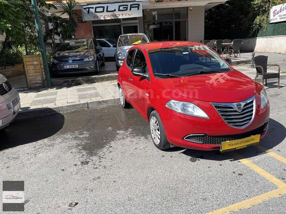 2013 LANCIA YPSİLON 0.9 BENZİNLİ EASYTRONİC 72.000 KM Boyasız