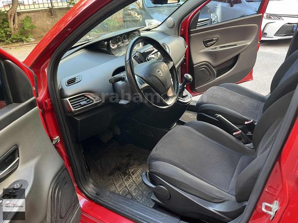 2013 LANCIA YPSİLON 0.9 BENZİNLİ EASYTRONİC 72.000 KM Boyasız