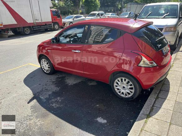 2013 LANCIA YPSİLON 0.9 BENZİNLİ EASYTRONİC 72.000 KM Boyasız