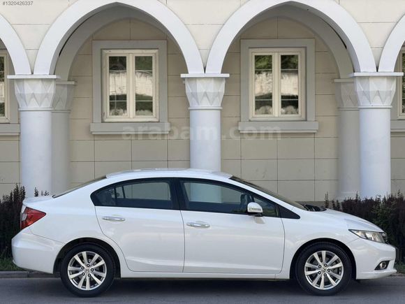 2014 HONDA CIVIC 1.6 İ VTEC PREMIUM 67 BİN KİLOMETRE HATASIZ