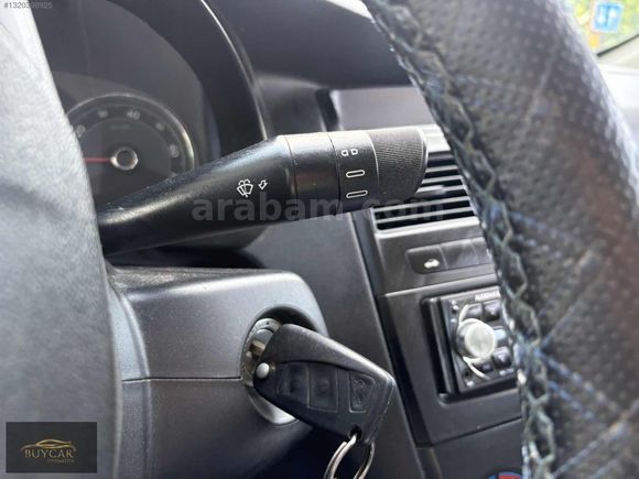 BUY CAR'DAN 2013 LİNEA 1.3 MULTİJET POP K.K 12 TAKSİT