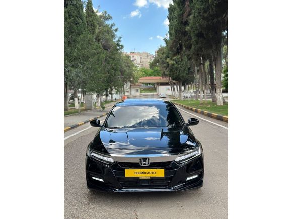 ECEMİR AUTO'DAN 22 HONDA ACCORD 1.5 VTEC EXECUTİVE PLUS HATASIZ