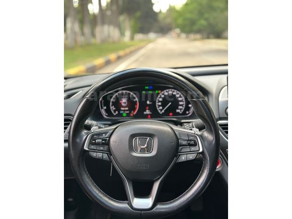 ECEMİR AUTO'DAN 22 HONDA ACCORD 1.5 VTEC EXECUTİVE PLUS HATASIZ