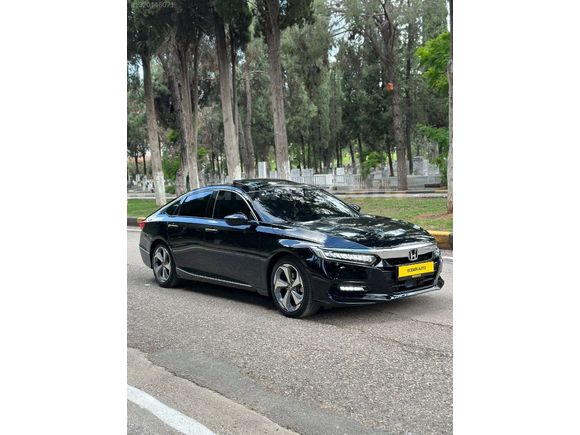 ECEMİR AUTO'DAN 22 HONDA ACCORD 1.5 VTEC EXECUTİVE PLUS HATASIZ