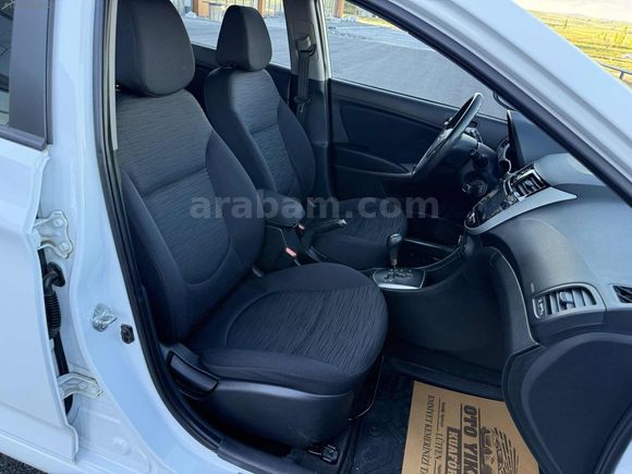 2017 ÇIKIŞ ACCENT BLUE HATASIZ BOYASIZ OTOMATİK DCT 7 İLERİ 80KM