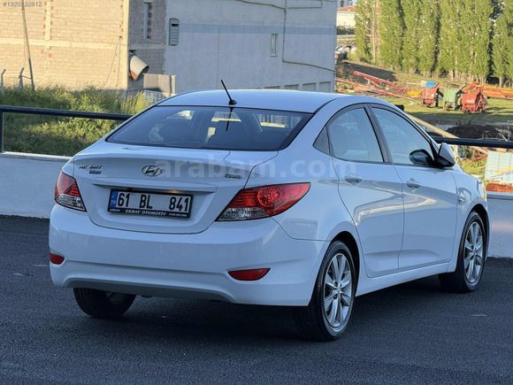 2017 ÇIKIŞ ACCENT BLUE HATASIZ BOYASIZ OTOMATİK DCT 7 İLERİ 80KM