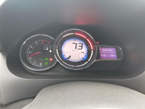 Boyasız değişensiz bol ekstralı bakımlı araç Megane 4 Takas Olur
