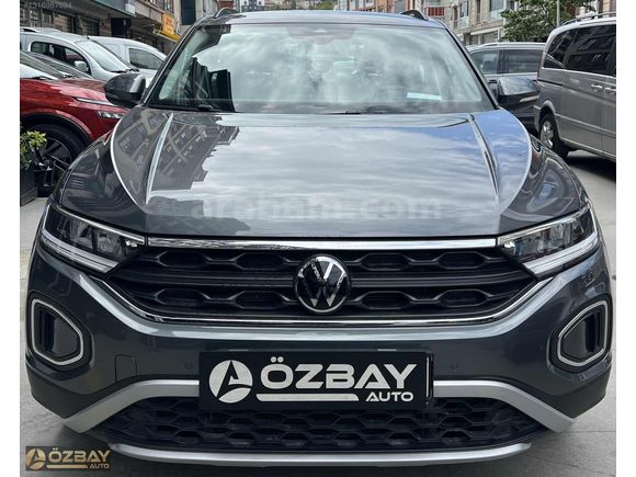 ÖZBAY AUTO dan 2025 ÇIKIŞLI T-ROC HATASIZ BOYASIZ 22 BİN KM
