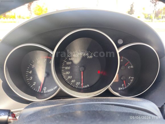 YÜREKLİ'DEN MAZDA 3 SANROUFLU 1.6 DYNAMİC+lpg